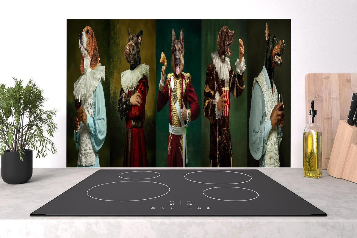 Spritzschutz - Hundeköpfe in historischer Adelskleidung