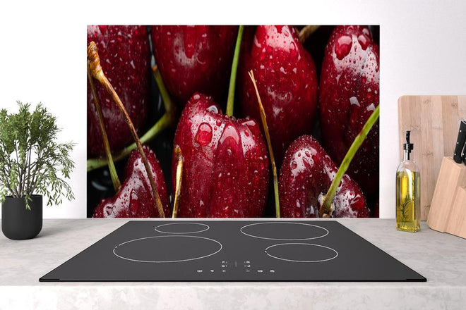 Spritzschutz - Kirschen mit Wasserperlen