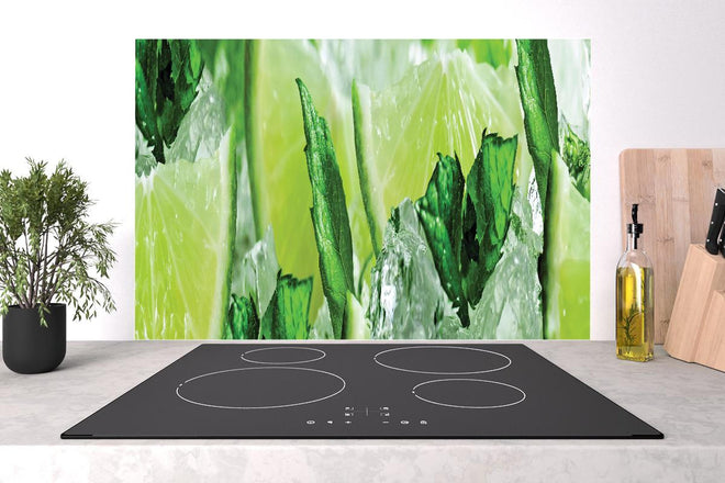 Spritzschutz - Limette und Minzblätter mit Eis