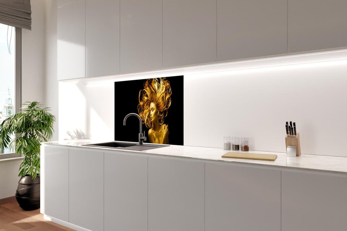 Spritzschutz - Model in Gold