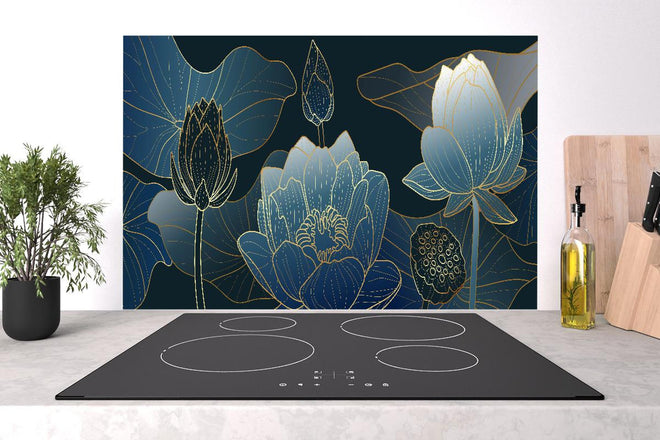 Spritzschutz - Moderne Blütenkunst in kühlen Farbnuancen