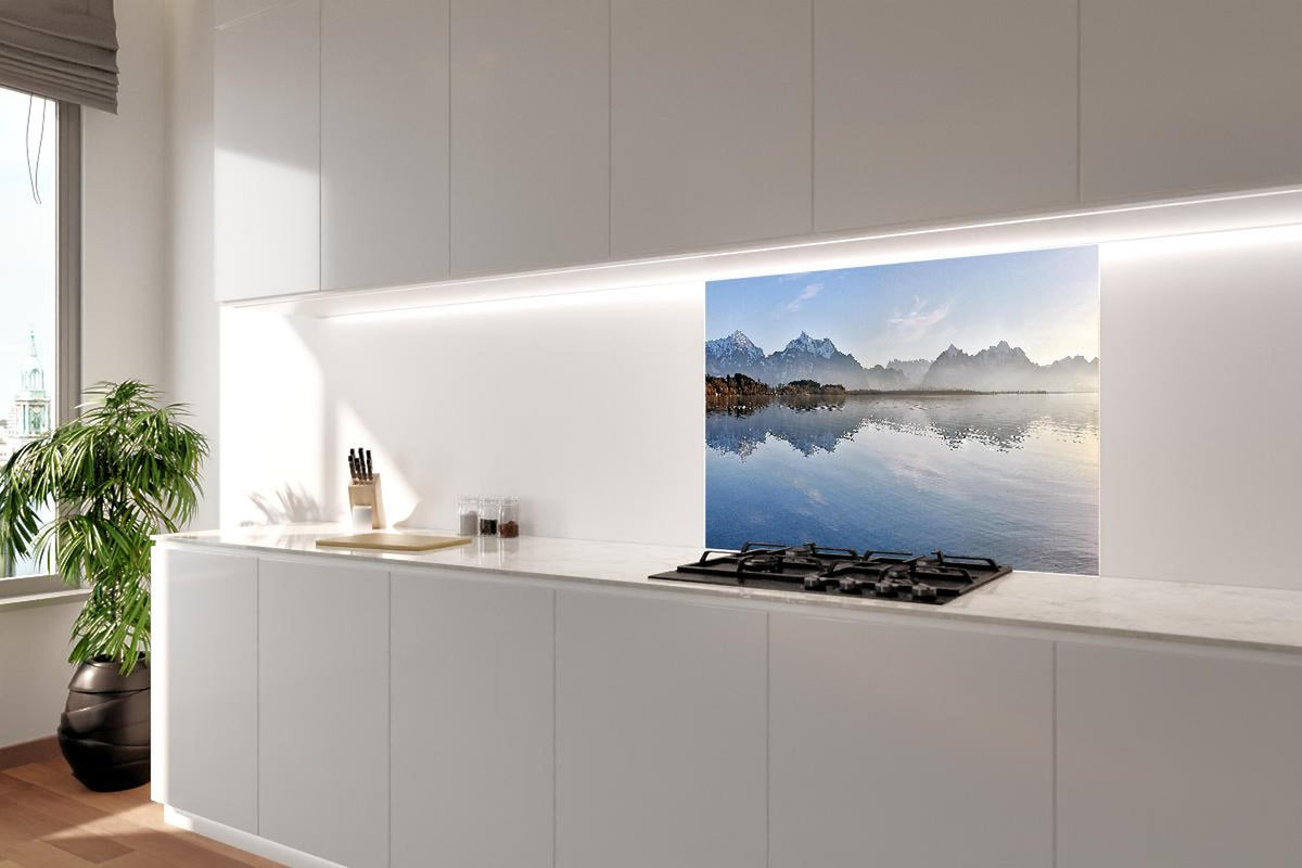 Spritzschutz - Panorama Bergsee bei Morgendämmerung Bild