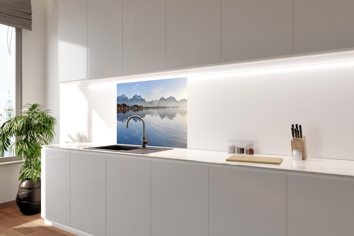 Spritzschutz - Panorama Bergsee bei Morgendämmerung Bild