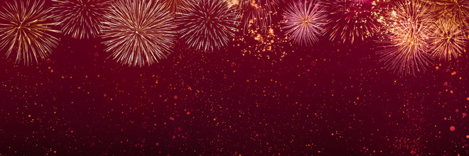 Spritzschutz - Prächtiges Feuerwerk Hintergrund Rot