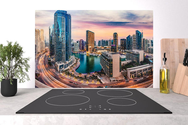 Spritzschutz - Skyline des Jachthafens von Dubai bei Sonnenuntergang