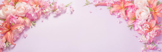 Spritzschutz - Sommerliche Blumenarrangements auf Papier