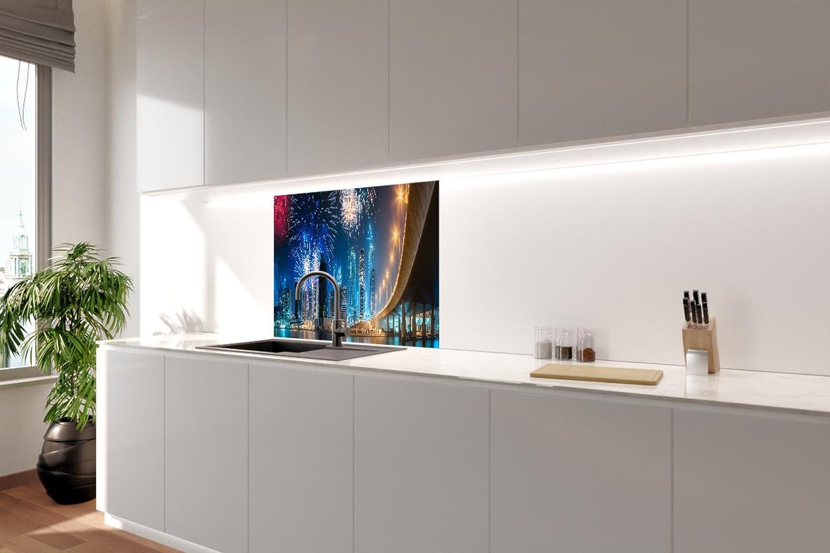 Spritzschutz - Spektakuläres Feuerwerk Dubai Business Bay