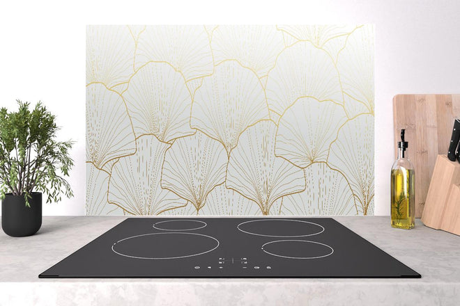 Spritzschutz - Stilvolles Ginkgo Muster Weiß-Gold Tapete