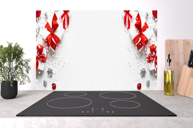 Spritzschutz - Weihnachtliche Geschenke mit Roter Schleife